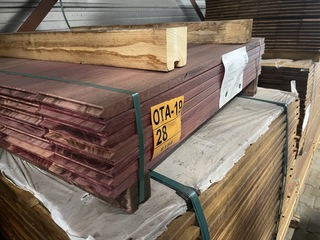 Ca. 42x Purple Heart kopse veer en groef (buitenparket), 21x145mm, len